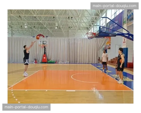 NBA青训体系科学化，运动科学与篮球技术训练融合创新实践