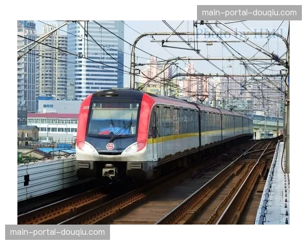 “公共交通压力测试：巴黎奥组委模拟奥运会期间地铁大客流应对方案”