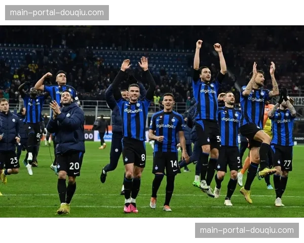 战术对位预览：萨索洛新帅上任，首秀或将尝试高位压迫以遏制米兰快速推进