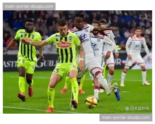 法甲第28轮：巴黎圣日耳曼客战朗斯，榜首之争白热化