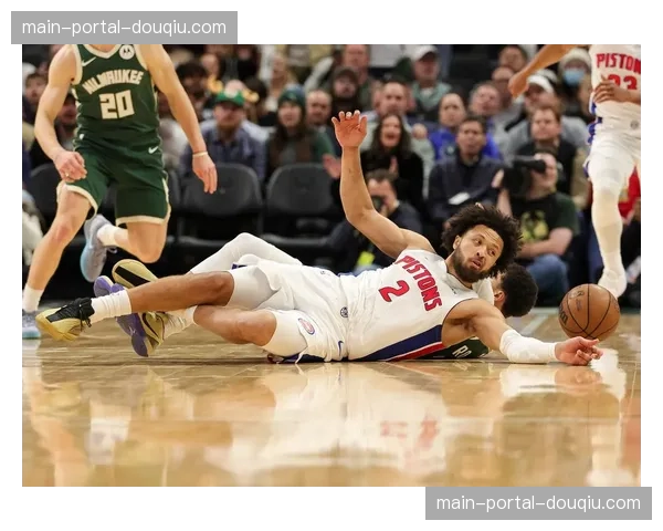 NBA与各球队合作，在全美学校推广“小篮球”项目以适配现代比赛风格